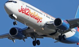 Jet2乘客因在从土耳其飞往英国的航班上捣乱被判入狱