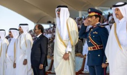 阿米尔赞助阿尔扎伊姆航空学院的毕业典礼