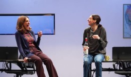 照片：第一次看到俄罗斯巨魔农场外百老汇