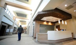 阿拉巴马州另一家乡村医院面临关闭：托马斯维尔地区医疗中心能否度过金融危机？