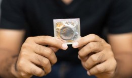 热浪来袭，专家在全国范围内发布避孕套“失效”警告