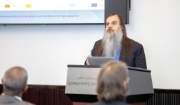 未来学家亚历山大探讨了高等教育在气候危机中的作用