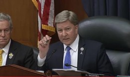 愤怒的阿拉巴马国会议员向太空司令部施压，要求总部给出答案和理由