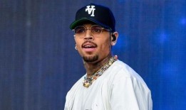 两名男子在钱德勒的福特汽车撞车后被捕