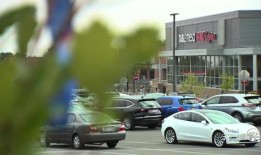 专家检查在博尔德国王索普斯枪击案审判中精神错乱辩护的使用