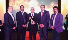 马自达CX-90 MHEV在2024年阿拉伯年度汽车（ARABCOTY）活动中获得最佳家庭SUV奖