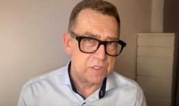 Maciej Or？o？尖锐地谈论Sejm中的事件“22个老家伙”