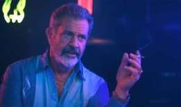 为了纪念乔什·杜哈梅尔这部热门犯罪惊悚片的周年纪念，《强盗》被删了20分钟[独家]