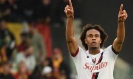 曼联宣布签下荷兰前锋齐尔切