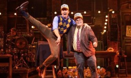 评论：评论家如何看待古腾堡!音乐!在百老汇吗？