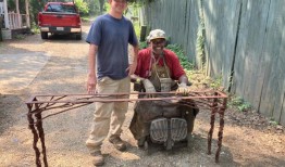 亨茨维尔的一对怪夫妇把艺术带到了一个新的高度