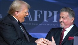 特朗普任命保守派明星为“麻烦重重的”好莱坞的“特使”