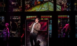 评论：阅读评论家对Tick, Tick…BOOM的评论!在肯尼迪中心