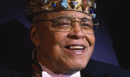 《星球大战》达斯·维达和电影传奇詹姆斯·厄尔·琼斯去世，享年93岁