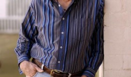 澳大利亚资深电视记者乔治·尼格斯去世，享年82岁