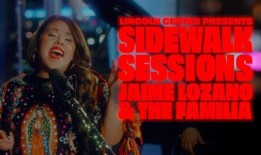 独家：杰米·洛萨诺和弗洛伦西亚·昆卡表演原创歌曲《Go Tell the Reyes》