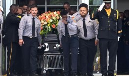 最后的警报：数百人向被杀害的伯明翰消防员乔丹·梅尔顿告别