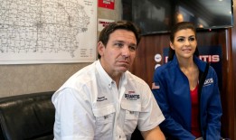 “他当然输了”：罗恩·德桑蒂斯拒绝接受特朗普2020年大选的说法