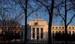 在美联储决定公布前，投资者谨慎撤出全球债券基金