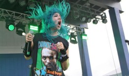 据报道，2023年Hangout Fest有107人被捕;总数低于2022年