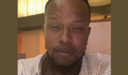 三年后，伯明翰的托尼·巴斯(Toni Bass)的死刑式谋杀案未破：妈妈说：“我想念他