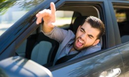 超过100万司机面临保险漏洞，“无索赔”奖金面临风险