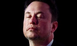 法官判马斯克550亿美元罚款，马斯克愤怒