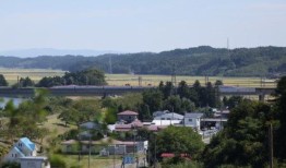 东北新干线在列车车厢脱钩后一度停运