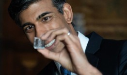 巴德诺克试图以看好英国经济的口吻吸引投资者