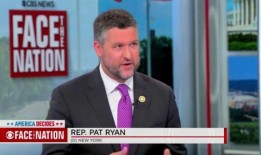 梅拉尼娅·特朗普的回忆录在发行前几周飙升至亚马逊“畅销书”排行榜的榜首