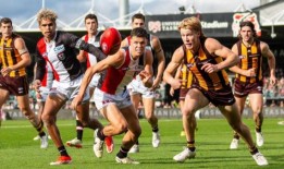 饥饿的老鹰队顽强抵抗“平凡的”圣徒队