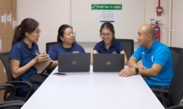 在皇后镇卫生区试点后，检测跌倒的技术将提供给所有组屋家庭