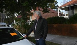 “它们是马路上的朱鹭”：悉尼郊区被出租车吞噬