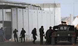 在美国的压力下，以色列允许卡车从新开放的埃雷兹进入加沙