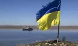 乌克兰表示，他们用导弹击中了俄罗斯2014年从乌克兰夺取的一艘军舰