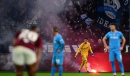 噩梦般的卫冕赛季，那不勒斯在都灵惨败